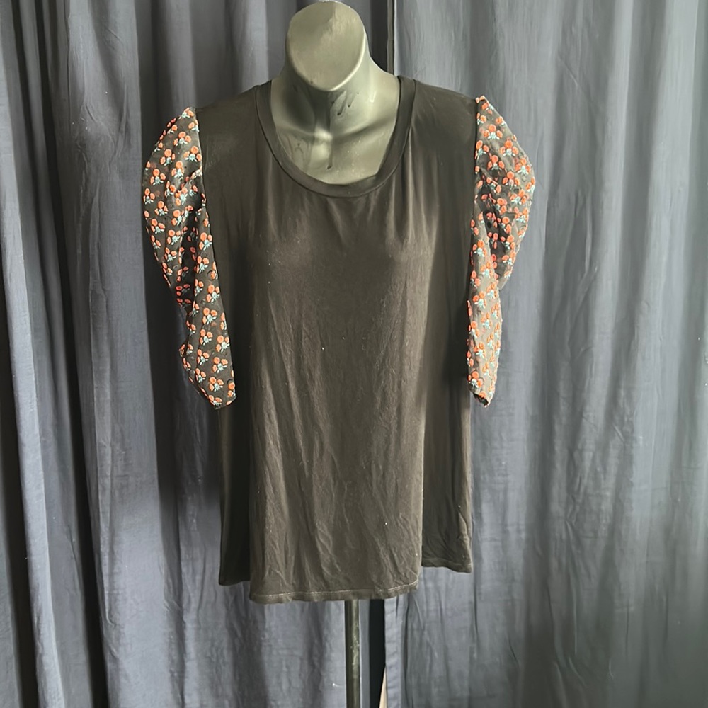 EMI & JOE black top women size 1XL